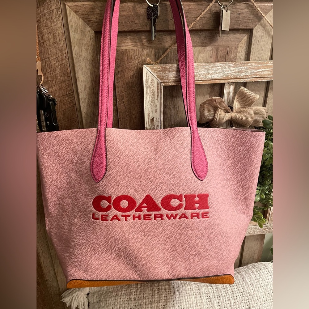 COACH KIA TOTE❤️❤️❤️